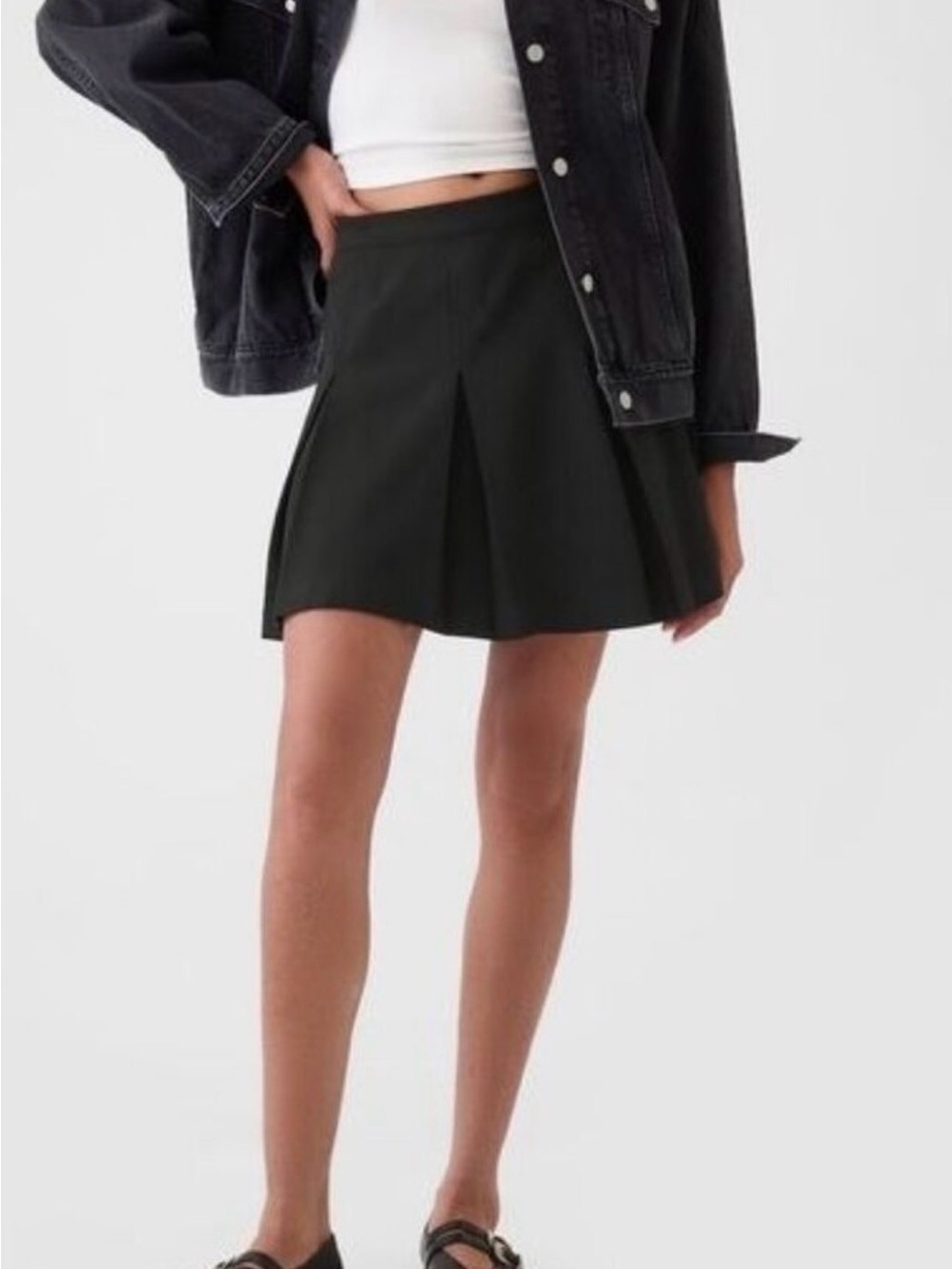 NWT Black Pleated Mini Skirt from Gap